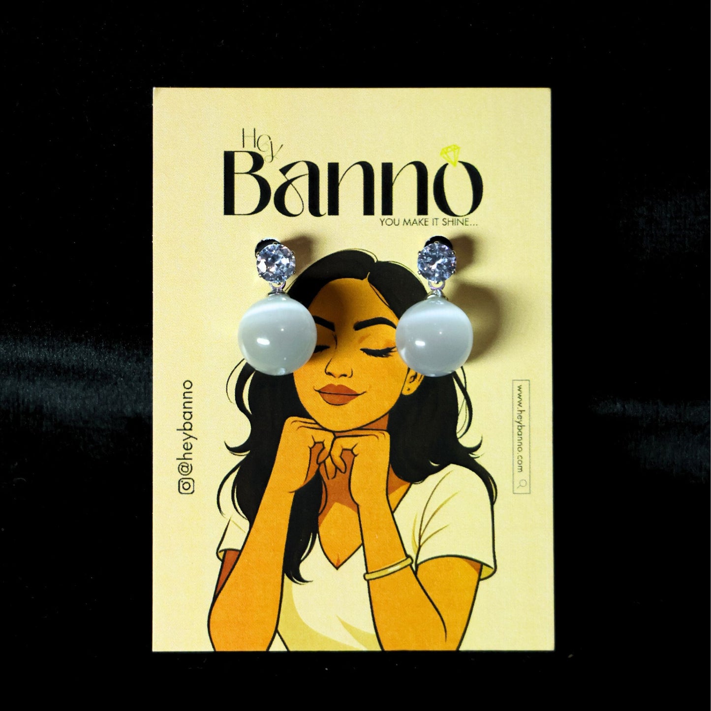 Moonlit Glow - Hey Banno