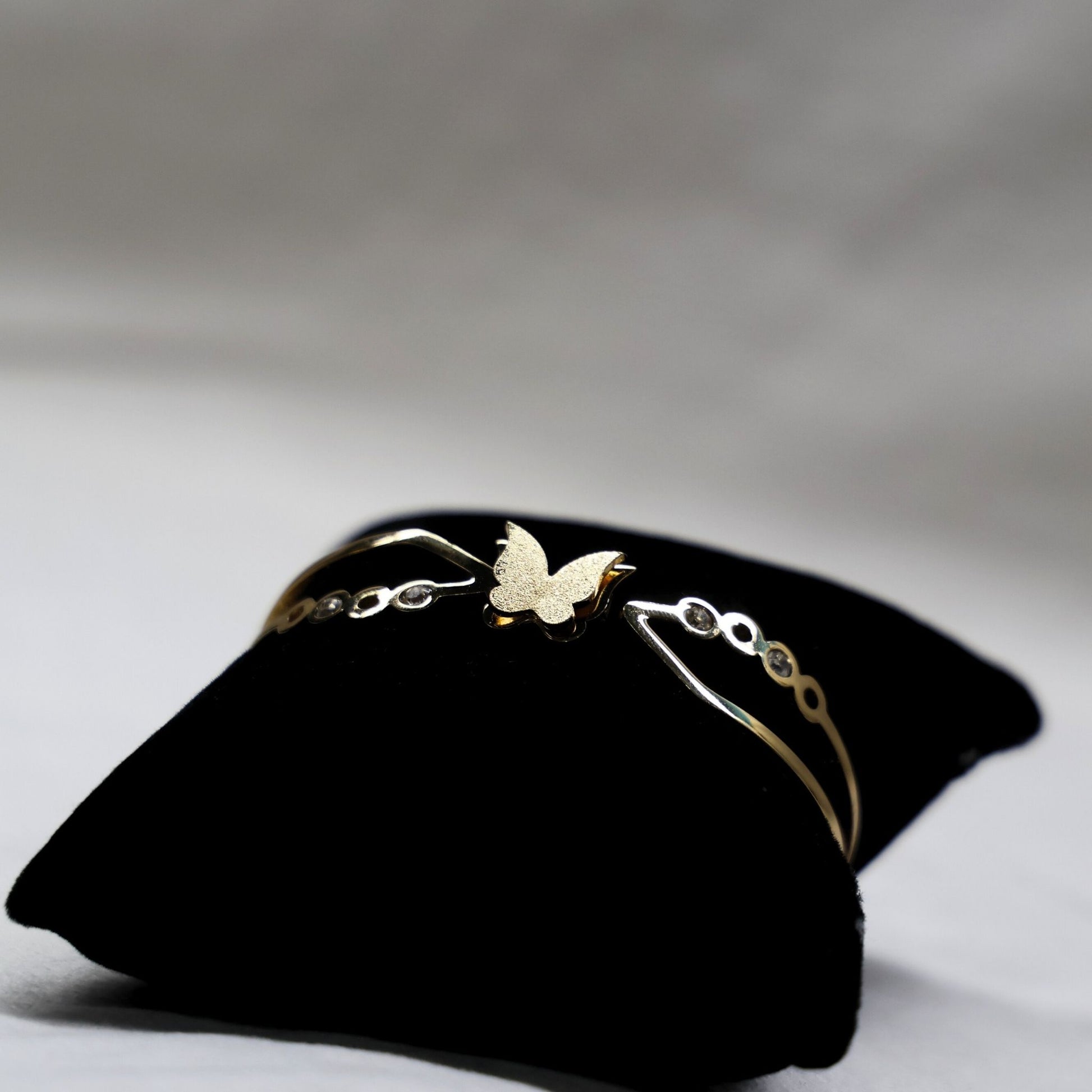 Winglette Bracelet - Hey Banno