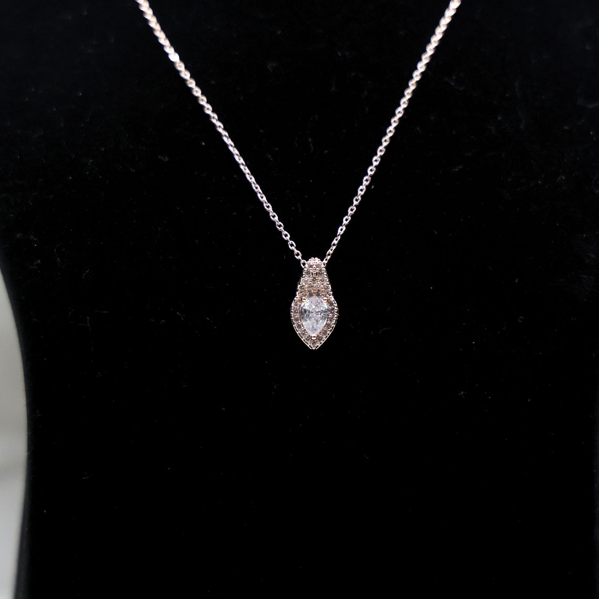 GlowPetal - Hey Banno