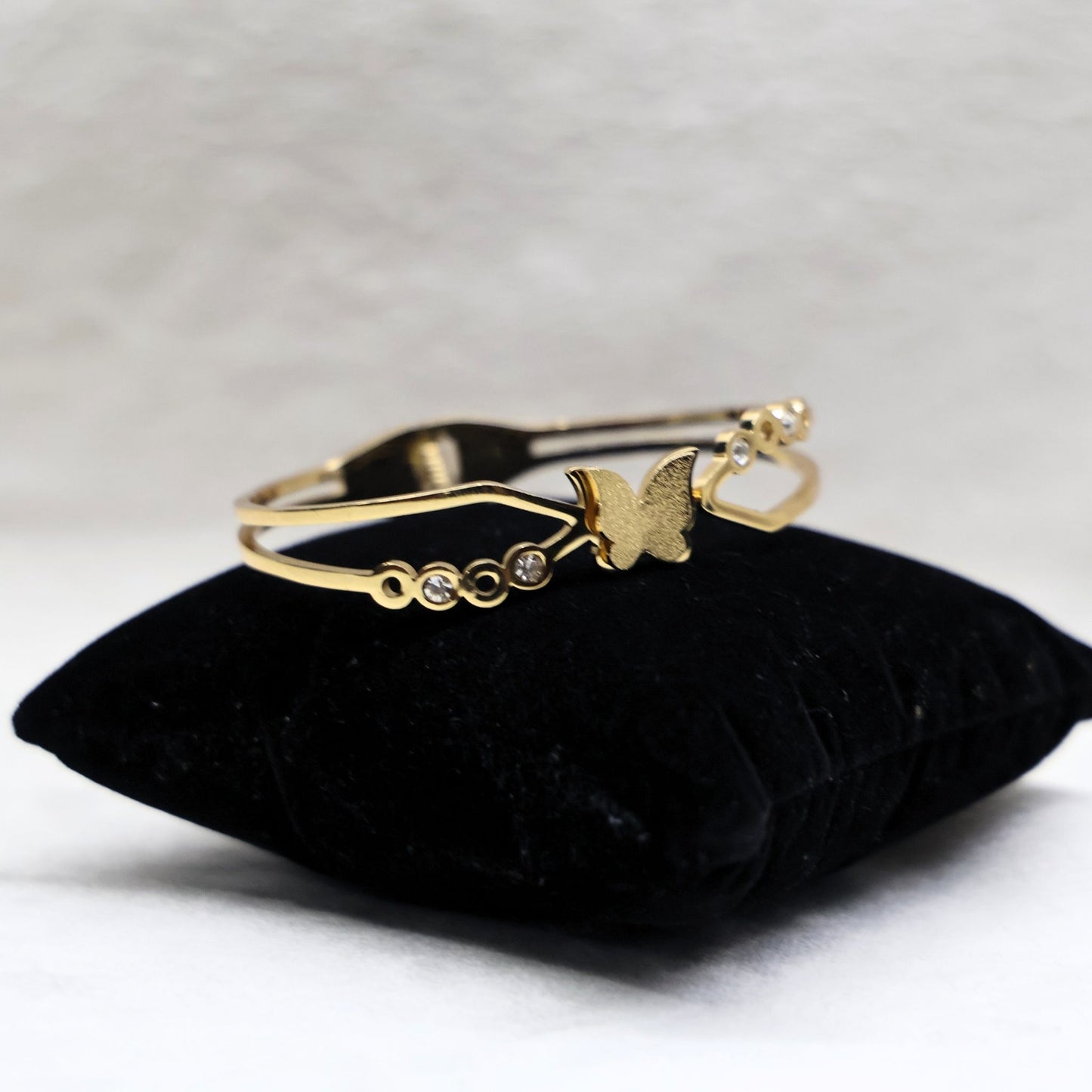 Winglette Bracelet - Hey Banno