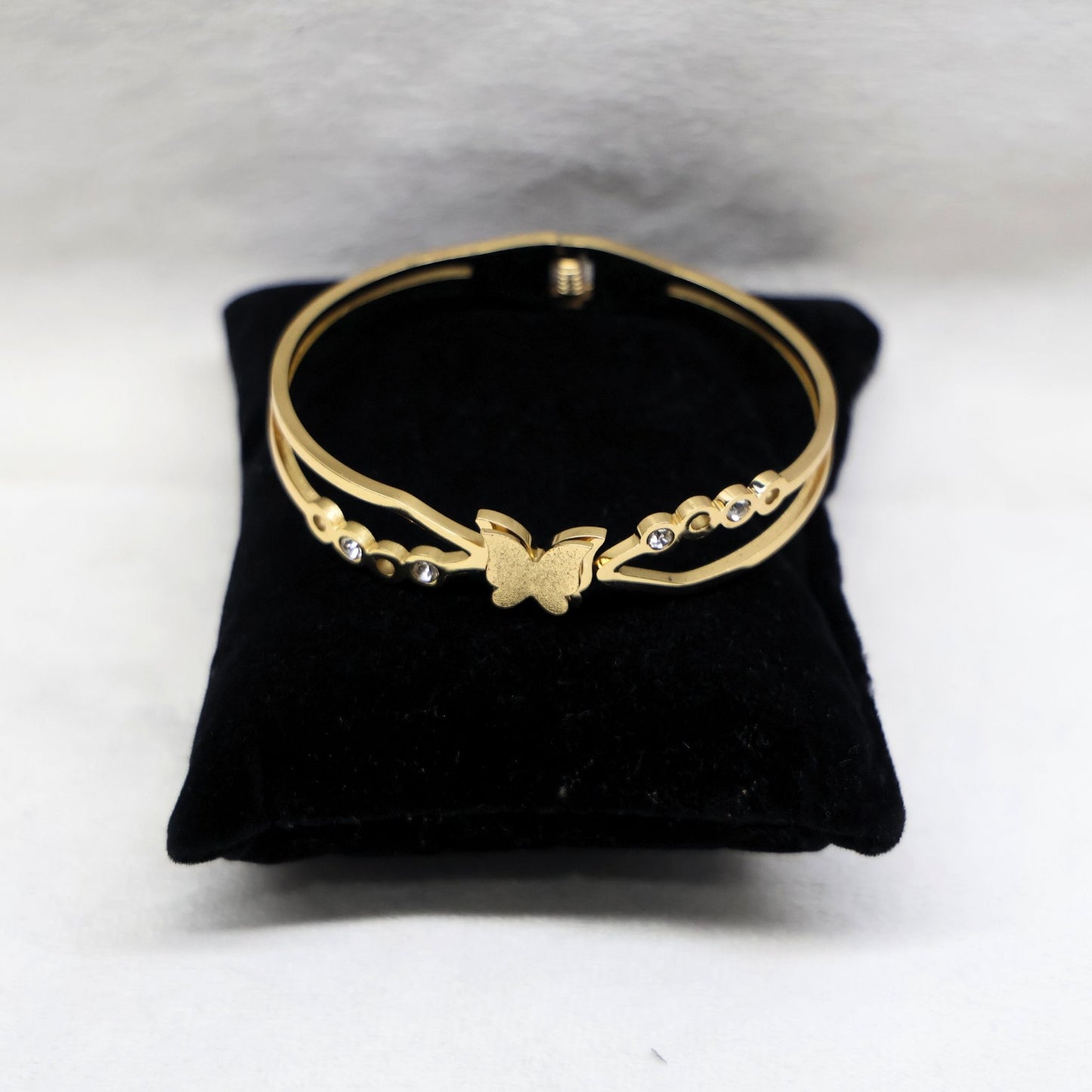 Winglette Bracelet - Hey Banno