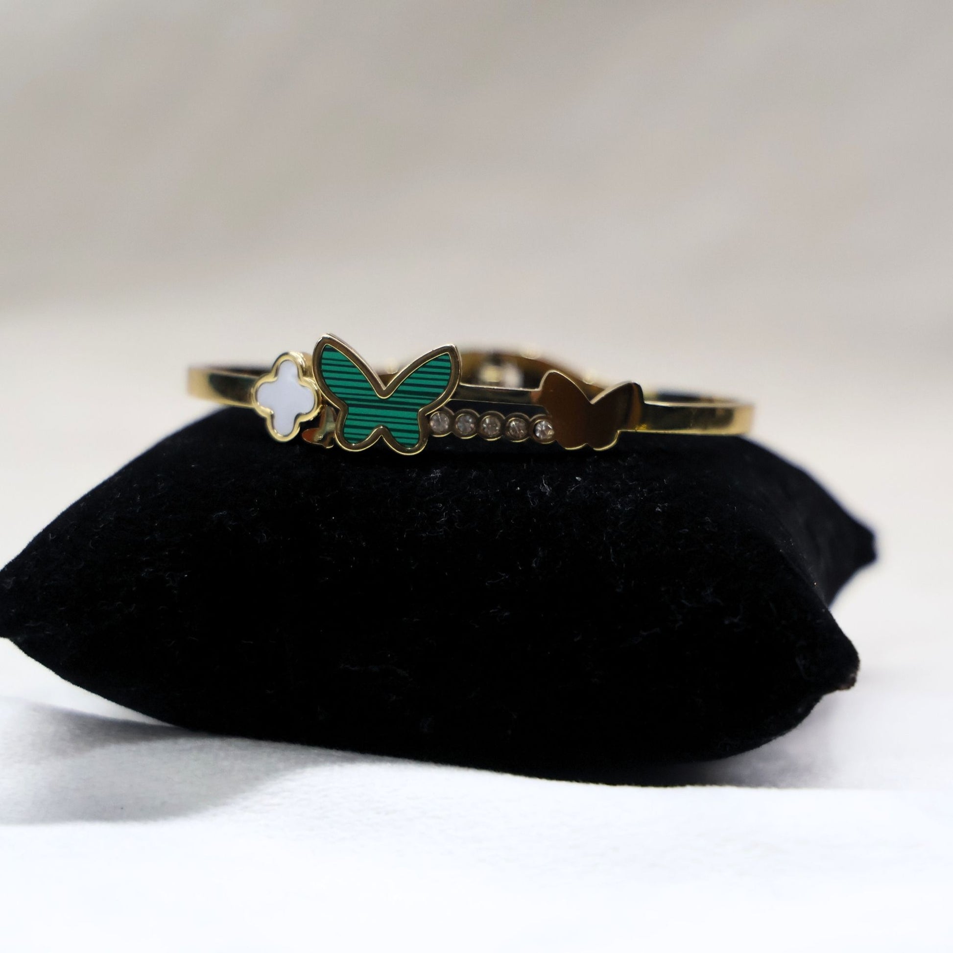 WingLine Bracelet - Hey Banno