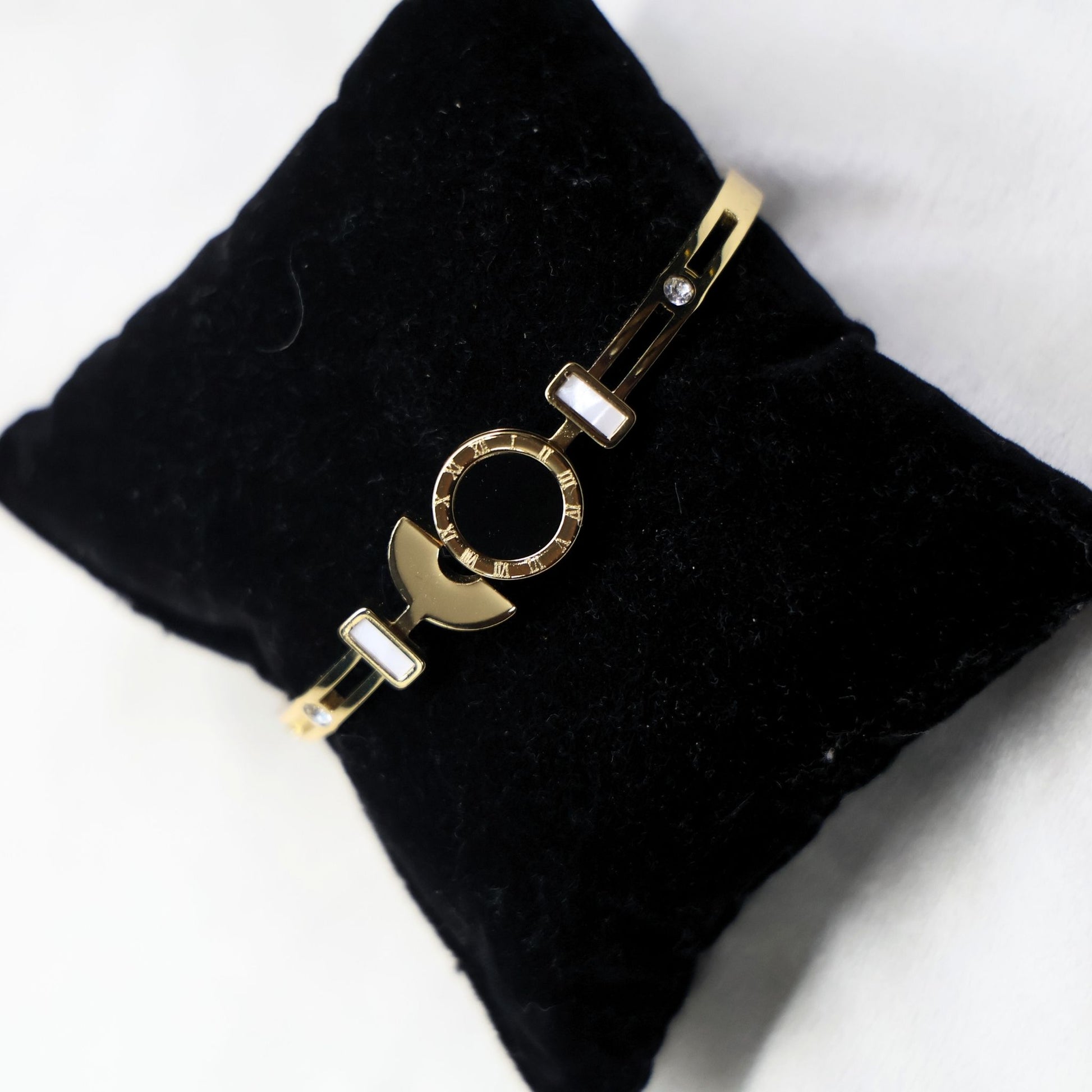 Black Regent Bracelet - Hey Banno